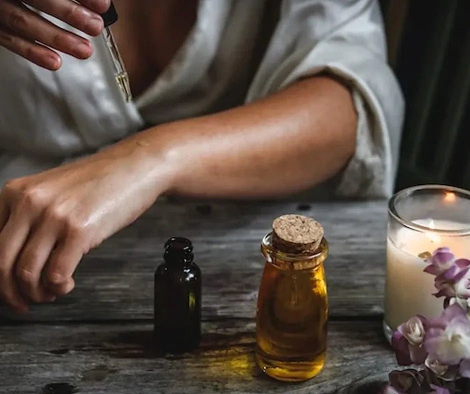 היתרונות של שמן עץ התה לטיפוח העור